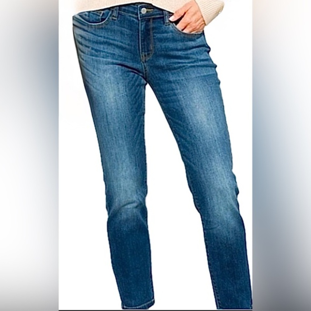 Judy Blue Relaxed Fit Mid-rise Jeans 7 / 28